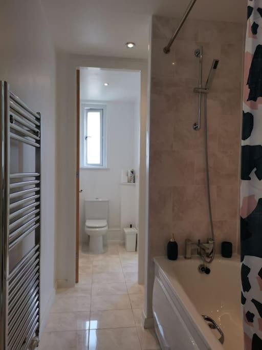 Dellehomes- Free Parking, Wfh, Family-Friendly Manchester Zewnętrze zdjęcie
