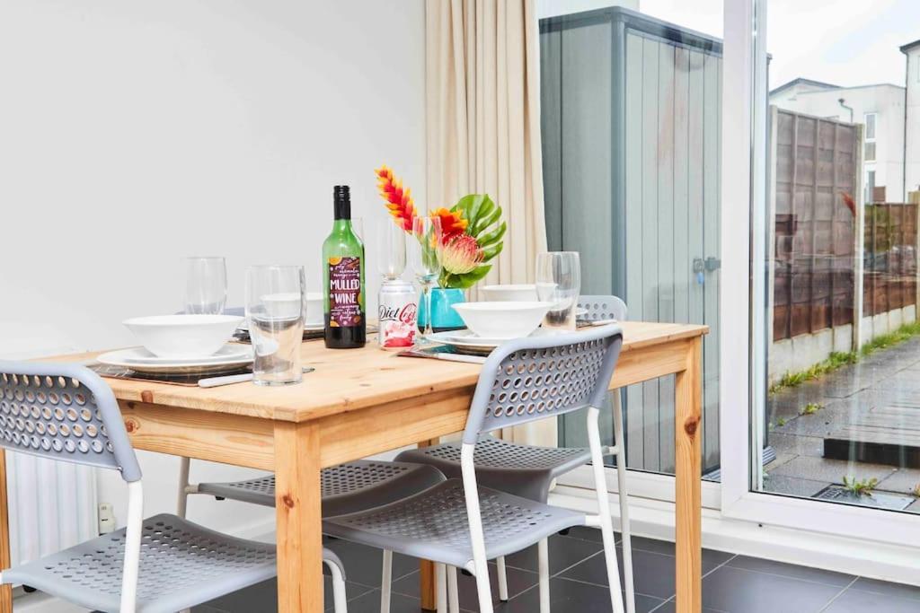 Dellehomes- Free Parking, Wfh, Family-Friendly Manchester Zewnętrze zdjęcie